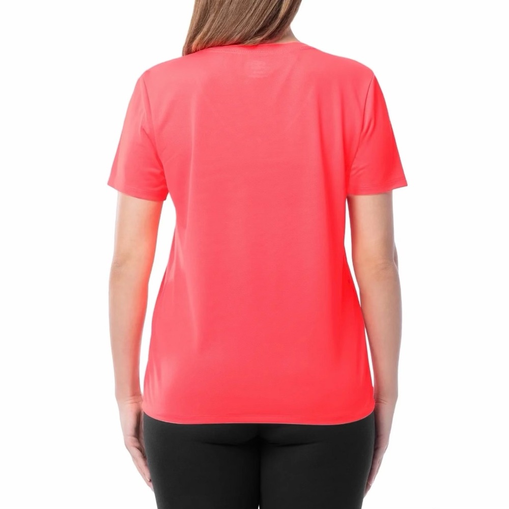 NWT - Active Texture Knit V-Neck Tee - 3 Shirts. - Picture 3 of 15